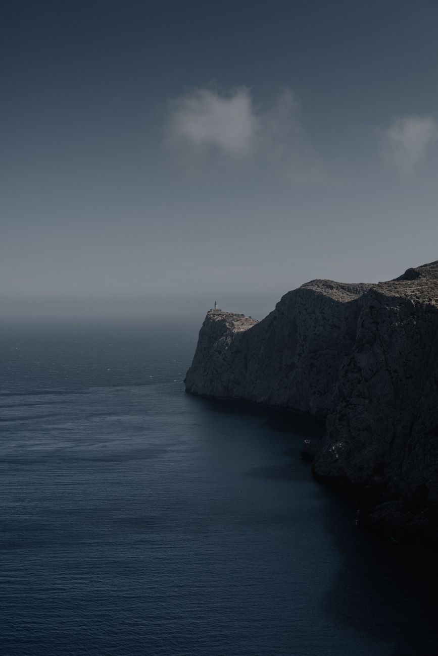 Quiet scenic ocean cliff coastline